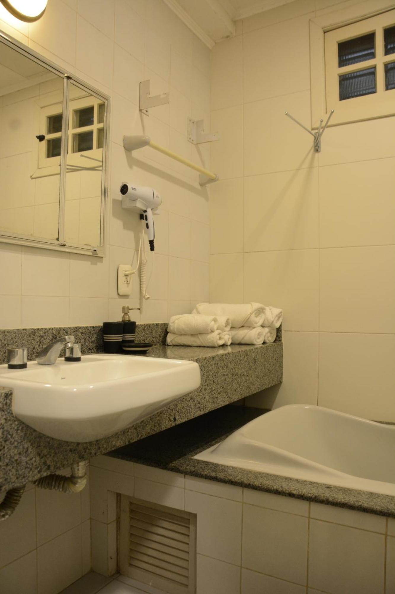 Apartamento Kami Порту Алегри Екстериор снимка